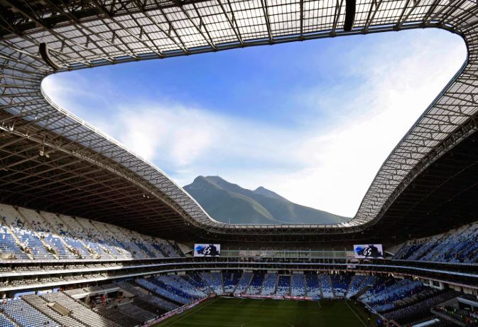 中沙二番战,国足首发阵,容五调整,爱游戏app,爱游戏官网,爱游戏体育官网,爱游戏体育app